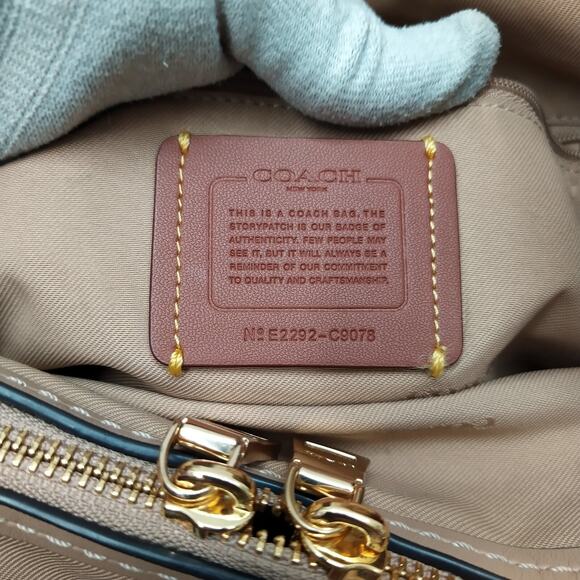 Coach Dalton Bag 31 Taupe Canvas Leather 3 Compartments Shoulder Bag - Picture 12 of 16